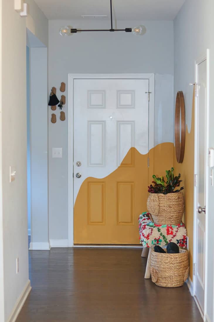 7 Ways to Spruce Up Your Home's Doorways and PassThroughs Apartment